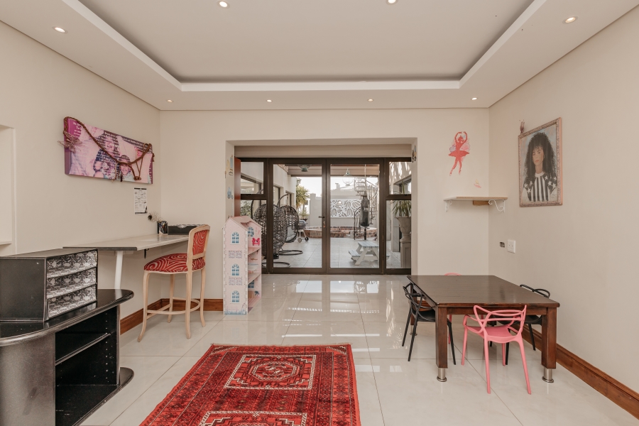 4 Bedroom Property for Sale in Baronetcy Estate Western Cape